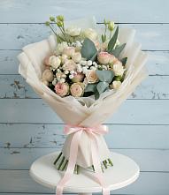 Букет цветов из:  Розы и Лизиантусы #REPLACE_PRED# Пильне