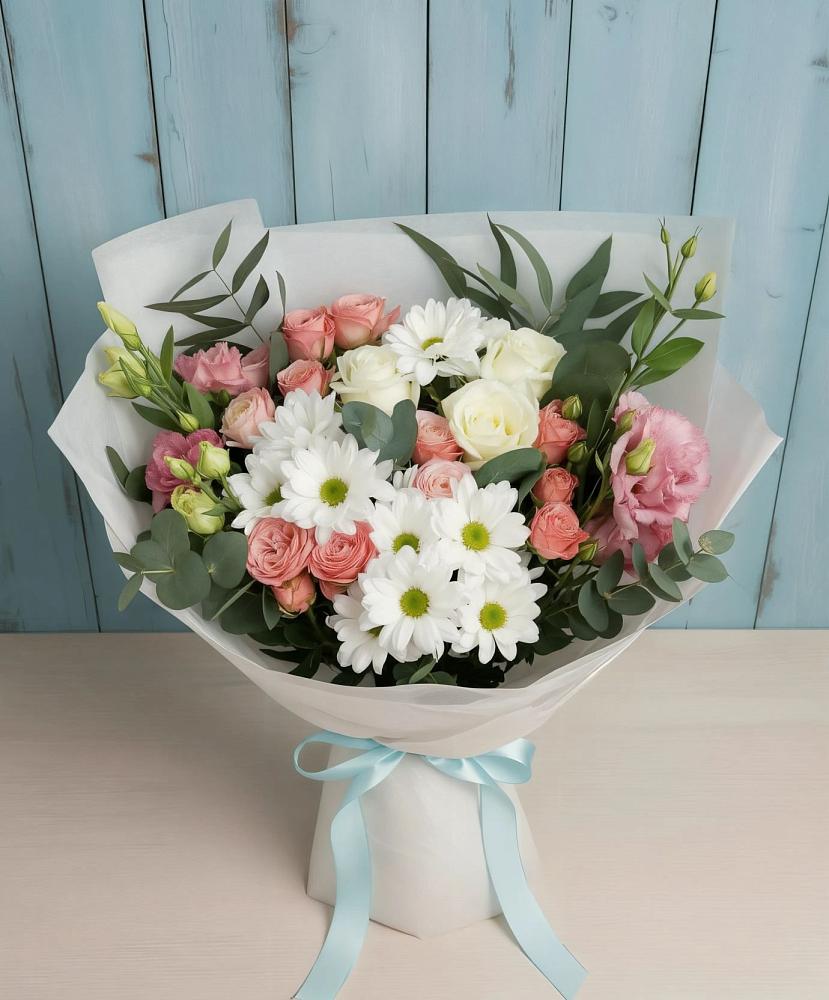 Букет цветов из: Розы, Лизиантусы и Хризантемы в Пильне