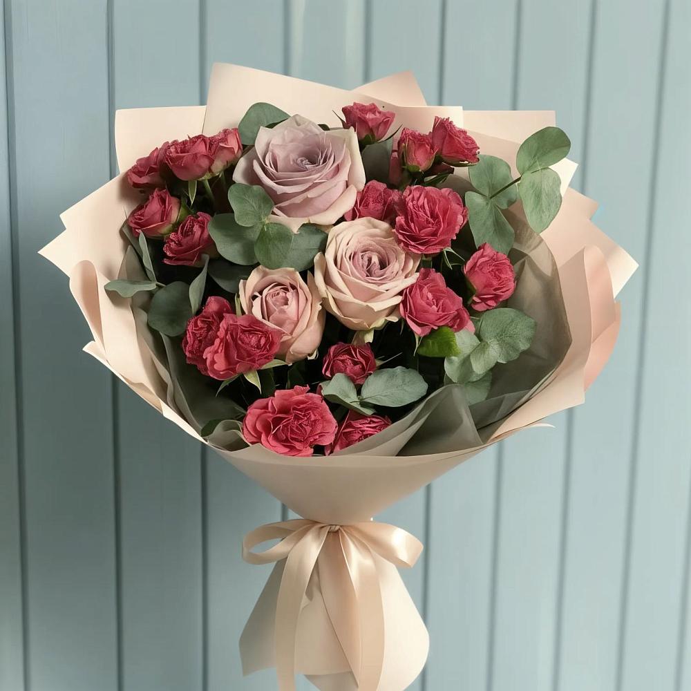 Букет цветов из: Гвоздики и Розы в Пильне