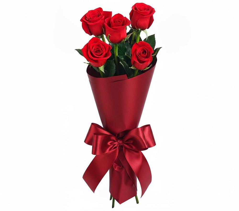 Букет 5 Красных роз Эдлесс Лав в Пильне