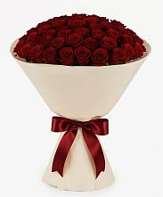 Букет 101 Бордовая роза Блэк Бакарра в Пильне