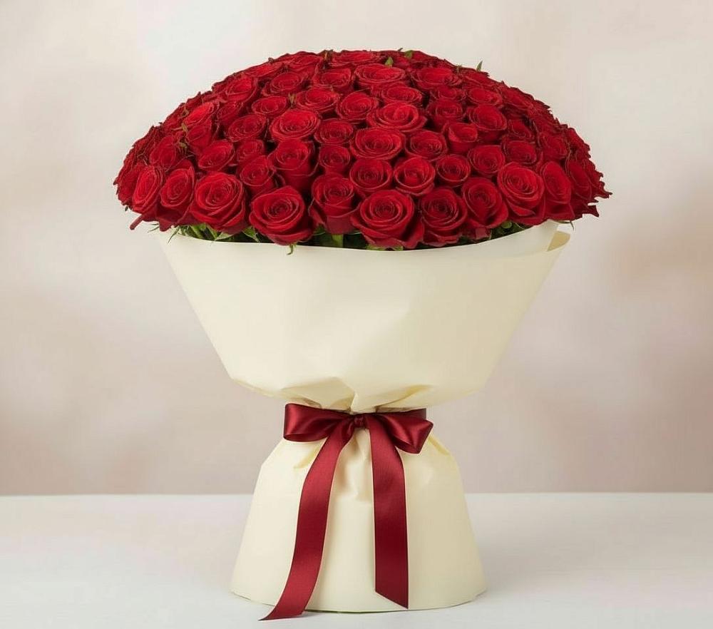 Букет 101 Красная роза Милано в Пильне