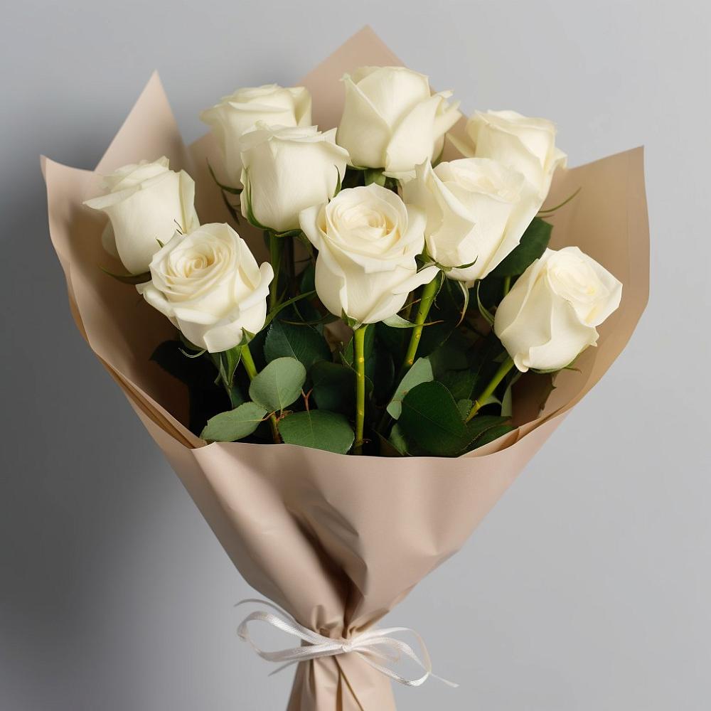 Букет 9 Белых роз Эдлесс Лав в Пильне