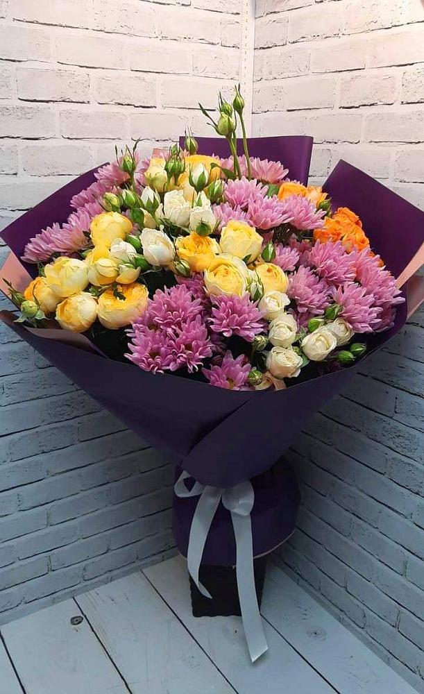 Букет цветов из: Хризантемы и Розы в Пильне