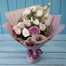 Букет цветов из:  Розы и Лизиантусы в Пильне