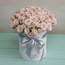 Цветочная композиция из Розы в шляпной коробке в Пильне