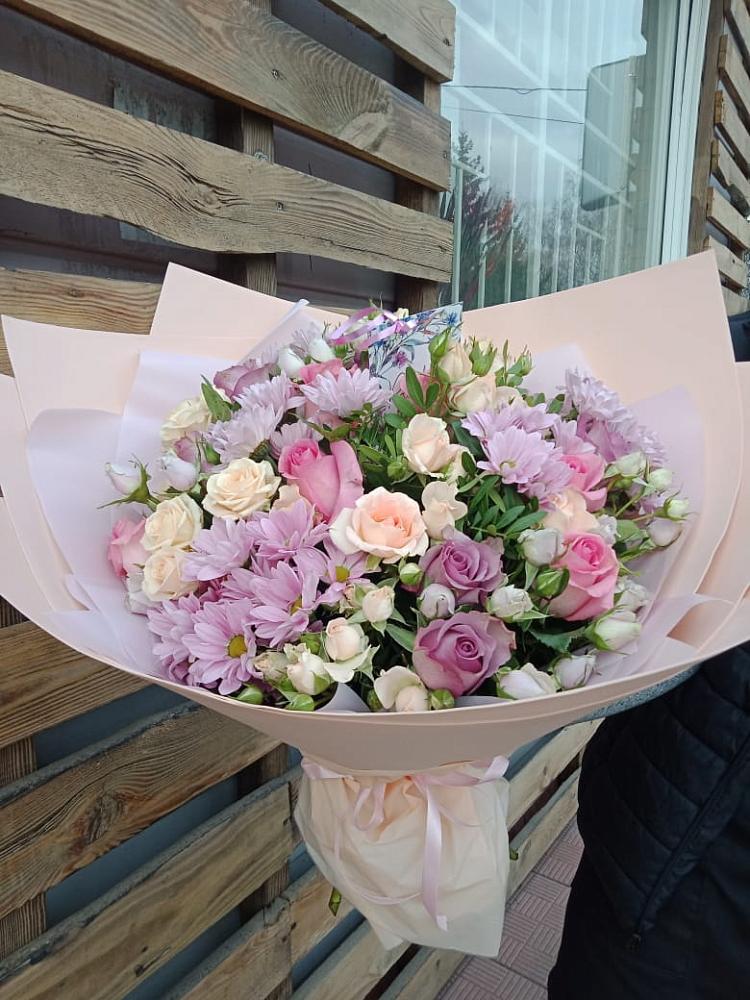 Букет цветов из: Розы и Хризантемы в Пильне