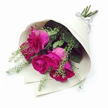 Букет цветов из:  Розы в Пильне