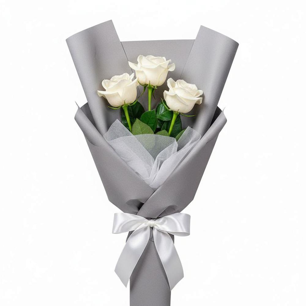 Букет 3 белые розы в Пильне