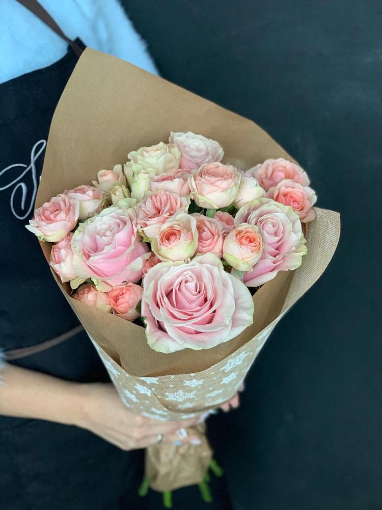 Букет цветов из: Хризантемы и Розы в Пильне