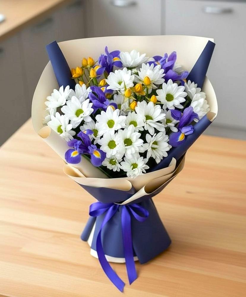 Букет цветов из: Розы, Ирисы и Хризантемы в Пильне