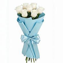 Букет 7 белых роз Проуд в Пильне