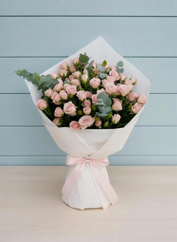 Букет цветов из: Розы в Пильне