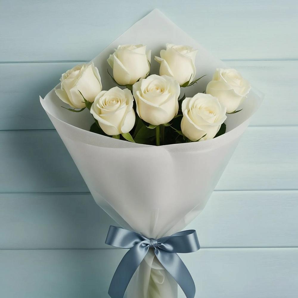 Букет 7 Белых роз Эдлесс Лав в Пильне