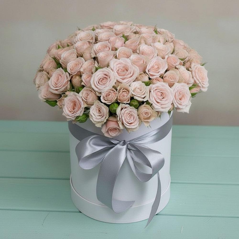 Цветочная композиция из Розы в шляпной коробке в Пильне